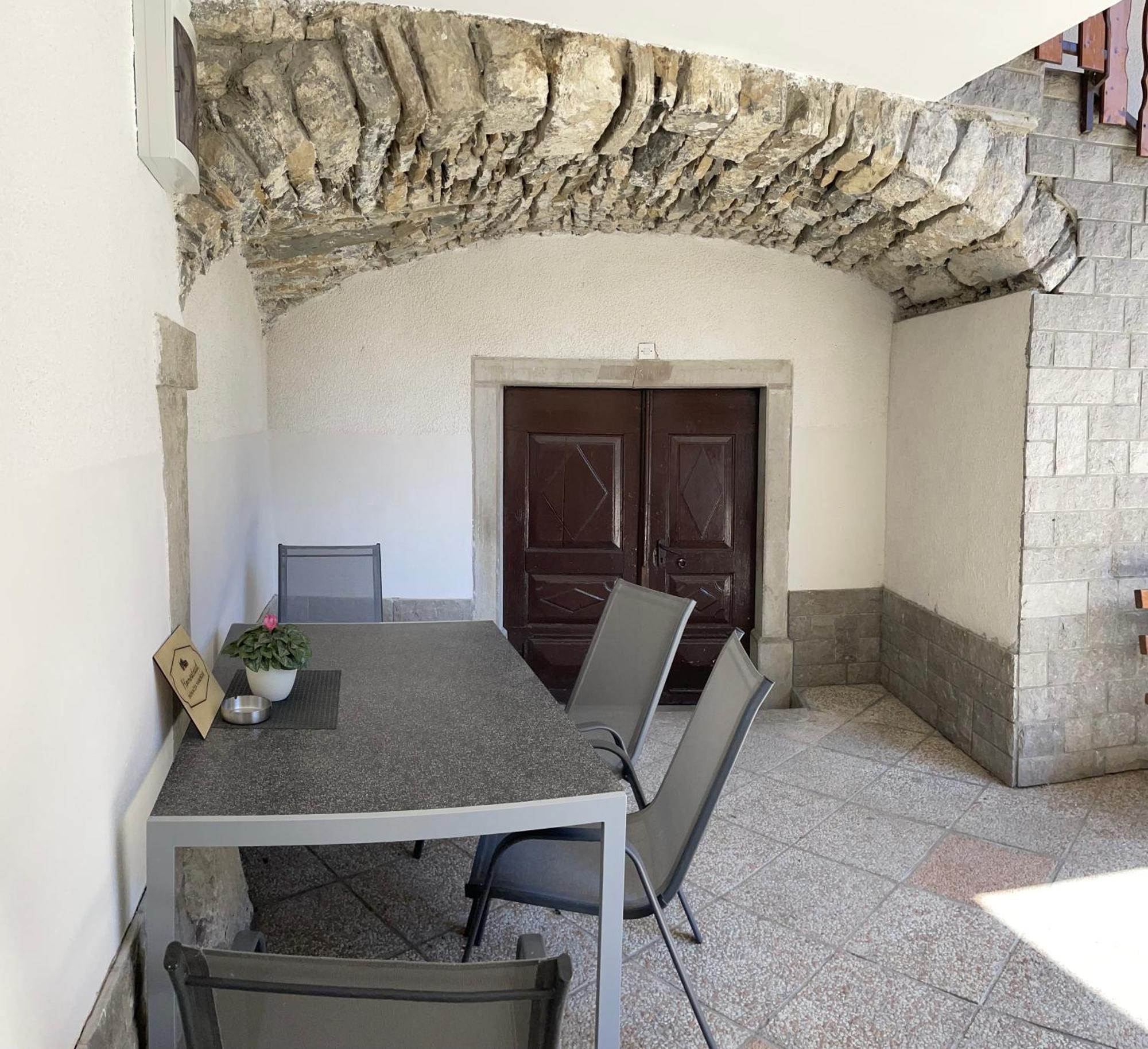 Homestead - Domacija - Nabergoj Podnanos ภายนอก รูปภาพ